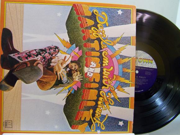 Martin & Finley Dazzle Em With Footwork